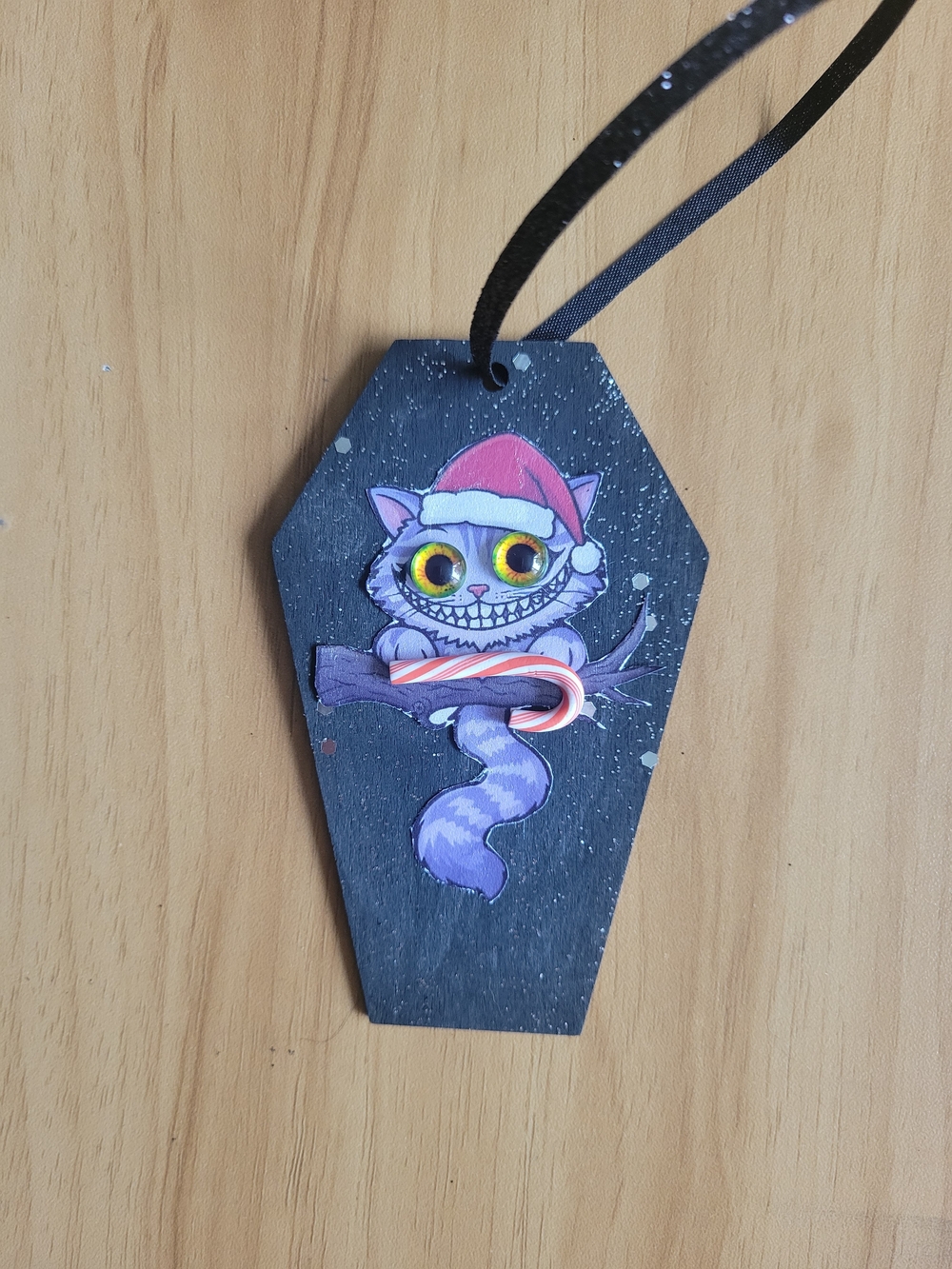 🧋NEW🧋Hand Crafted Purple Cat Ornament Tag with Red Santa Hat